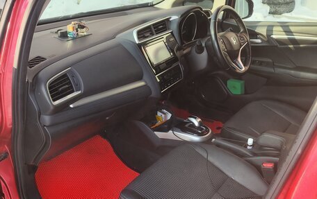 Honda Fit III, 2018 год, 1 225 000 рублей, 6 фотография