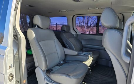 Hyundai Grand Starex Grand Starex I рестайлинг 2, 2009 год, 1 350 000 рублей, 18 фотография