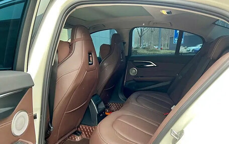BMW 1 серия, 2022 год, 2 020 000 рублей, 12 фотография