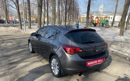 Opel Astra J, 2010 год, 620 000 рублей, 19 фотография