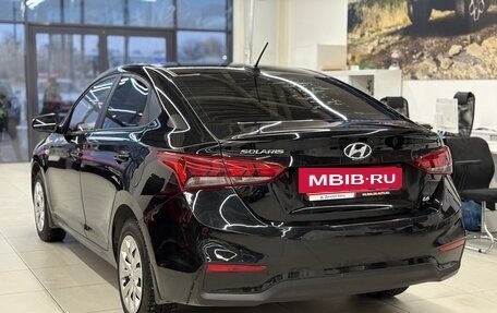 Hyundai Solaris II рестайлинг, 2018 год, 900 000 рублей, 5 фотография