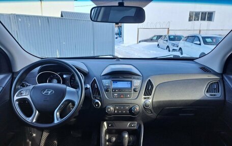 Hyundai ix35 I рестайлинг, 2015 год, 1 350 000 рублей, 14 фотография