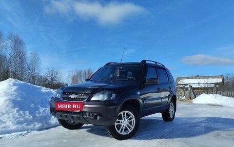 Chevrolet Niva I рестайлинг, 2018 год, 970 000 рублей, 10 фотография