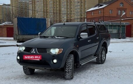 Mitsubishi L200 IV рестайлинг, 2007 год, 1 150 000 рублей, 2 фотография