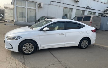 Hyundai Elantra VI рестайлинг, 2018 год, 1 100 000 рублей, 2 фотография