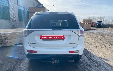 Mitsubishi Outlander III рестайлинг 3, 2012 год, 1 290 000 рублей, 8 фотография