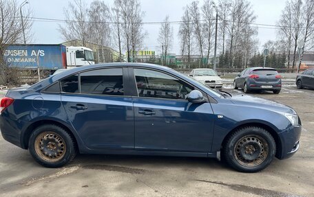 Chevrolet Cruze II, 2011 год, 670 000 рублей, 8 фотография