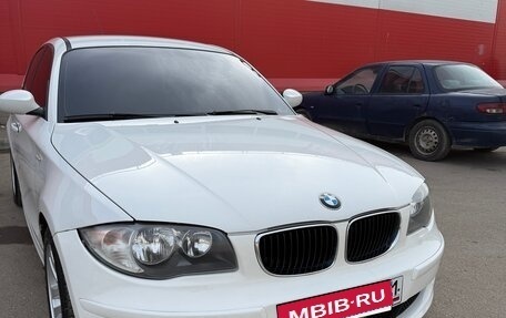 BMW 1 серия, 2009 год, 920 000 рублей, 5 фотография