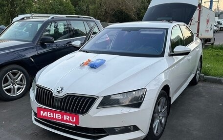 Skoda Superb III рестайлинг, 2017 год, 2 750 000 рублей, 11 фотография