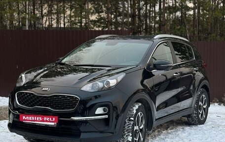 KIA Sportage IV рестайлинг, 2020 год, 2 000 000 рублей, 2 фотография