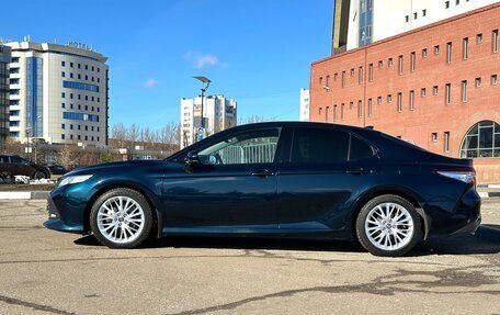 Toyota Camry, 2018 год, 3 200 000 рублей, 2 фотография