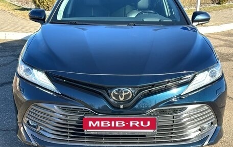 Toyota Camry, 2018 год, 3 200 000 рублей, 6 фотография