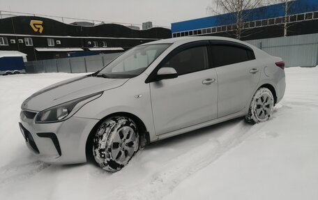 KIA Rio IV, 2018 год, 1 150 000 рублей, 2 фотография