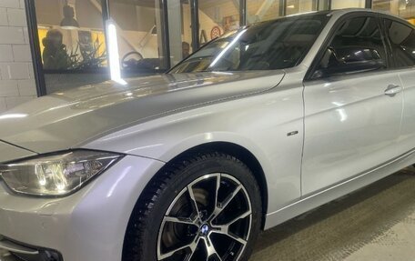 BMW 3 серия, 2013 год, 2 100 000 рублей, 3 фотография