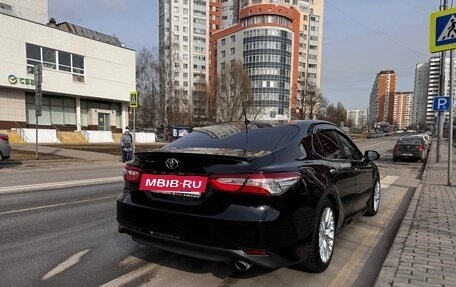 Toyota Camry, 2018 год, 3 120 000 рублей, 2 фотография