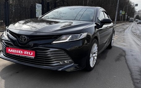 Toyota Camry, 2018 год, 3 120 000 рублей, 3 фотография