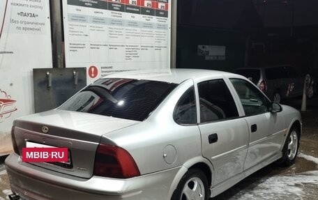 Opel Vectra B рестайлинг, 1999 год, 299 999 рублей, 27 фотография