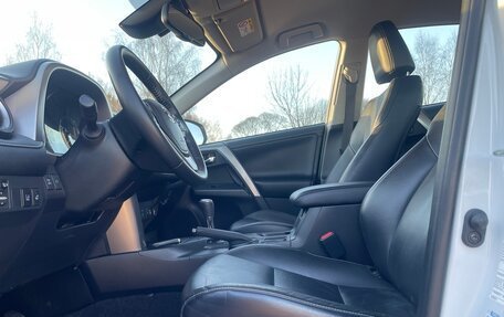 Toyota RAV4, 2019 год, 3 050 000 рублей, 17 фотография