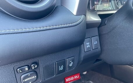 Toyota RAV4, 2019 год, 3 050 000 рублей, 22 фотография