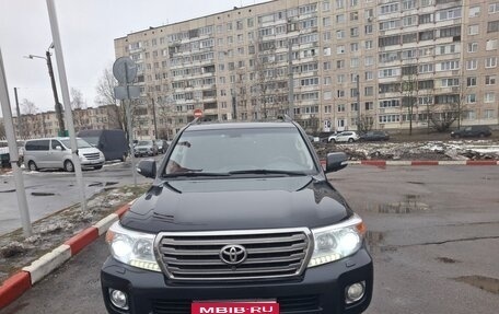 Toyota Land Cruiser 200, 2015 год, 6 000 000 рублей, 1 фотография