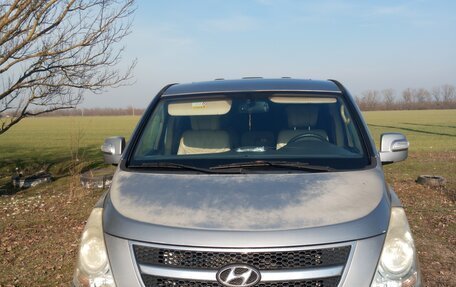 Hyundai Grand Starex Grand Starex I рестайлинг 2, 2012 год, 1 800 000 рублей, 15 фотография