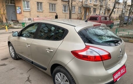 Renault Megane III, 2011 год, 670 000 рублей, 4 фотография