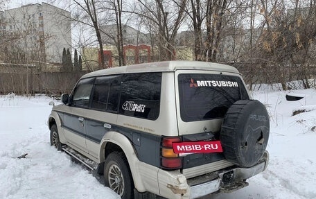 Mitsubishi Pajero III рестайлинг, 1993 год, 299 000 рублей, 4 фотография