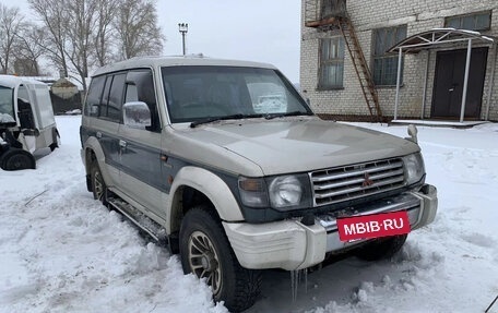 Mitsubishi Pajero III рестайлинг, 1993 год, 299 000 рублей, 8 фотография