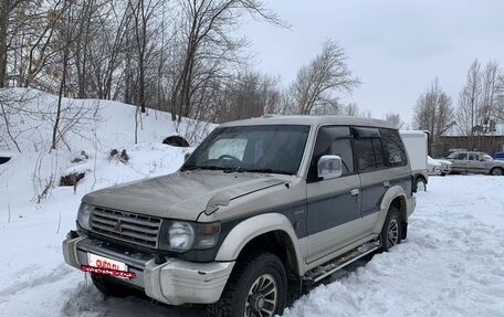 Mitsubishi Pajero III рестайлинг, 1993 год, 299 000 рублей, 2 фотография