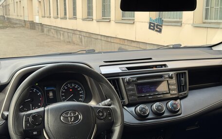 Toyota RAV4, 2016 год, 2 350 000 рублей, 9 фотография