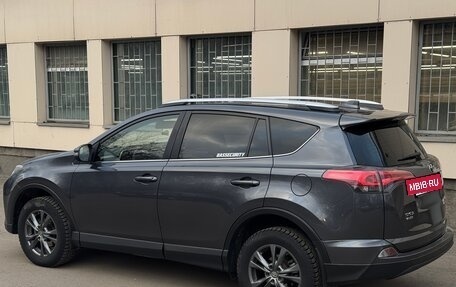 Toyota RAV4, 2016 год, 2 350 000 рублей, 6 фотография