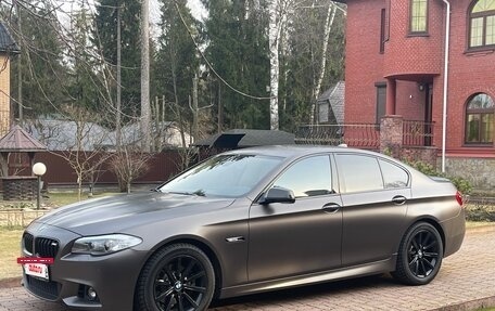 BMW 5 серия, 2012 год, 2 680 000 рублей, 2 фотография