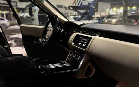 Land Rover Range Rover IV рестайлинг, 2016 год, 4 300 000 рублей, 16 фотография