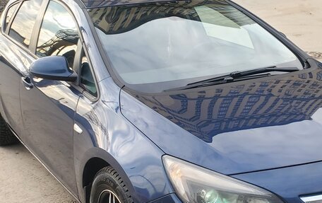 Opel Astra J, 2010 год, 700 000 рублей, 6 фотография