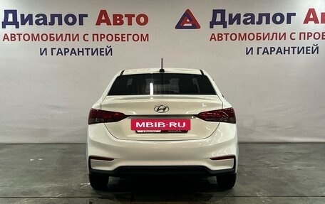 Hyundai Solaris II рестайлинг, 2019 год, 949 000 рублей, 4 фотография