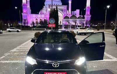 Toyota Camry, 2017 год, 2 350 000 рублей, 1 фотография