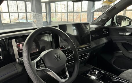 Volkswagen Tiguan, 2024 год, 4 750 000 рублей, 13 фотография