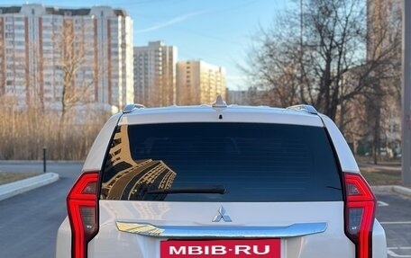 Mitsubishi Pajero Sport III рестайлинг, 2021 год, 3 200 000 рублей, 6 фотография