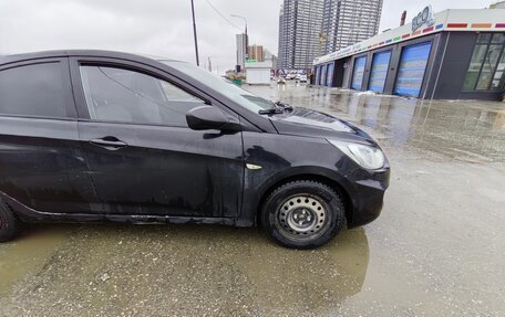 Hyundai Solaris II рестайлинг, 2013 год, 600 000 рублей, 5 фотография