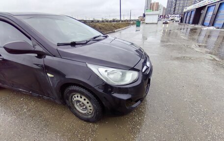 Hyundai Solaris II рестайлинг, 2013 год, 600 000 рублей, 3 фотография