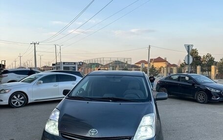 Toyota Prius, 2009 год, 699 000 рублей, 3 фотография