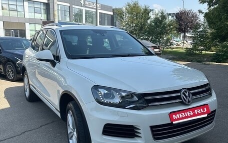 Volkswagen Touareg III, 2011 год, 2 150 000 рублей, 13 фотография