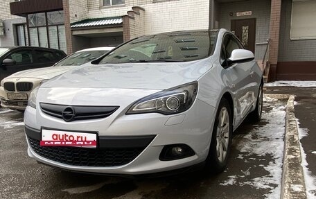 Opel Astra J, 2011 год, 940 000 рублей, 1 фотография