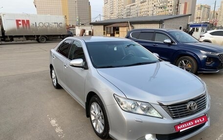 Toyota Camry, 2014 год, 1 950 000 рублей, 2 фотография