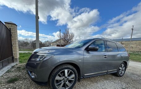 Nissan Pathfinder, 2014 год, 1 850 000 рублей, 11 фотография