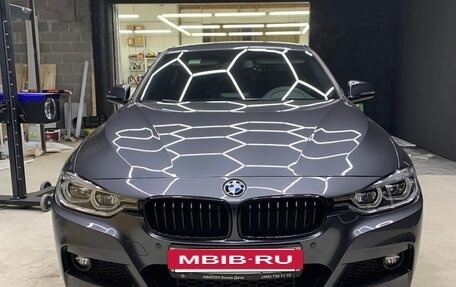 BMW 3 серия, 2018 год, 3 400 000 рублей, 16 фотография