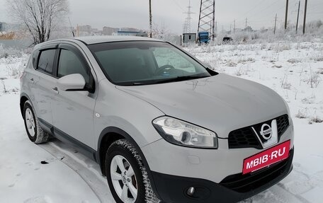 Nissan Qashqai, 2011 год, 1 015 000 рублей, 2 фотография