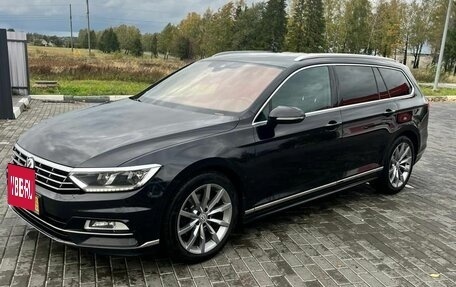 Volkswagen Passat B8 рестайлинг, 2019 год, 2 700 000 рублей, 20 фотография