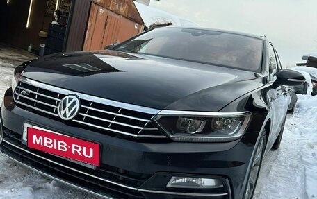 Volkswagen Passat B8 рестайлинг, 2019 год, 2 700 000 рублей, 33 фотография