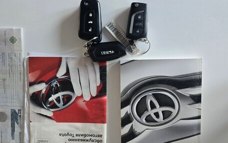 Toyota RAV4, 2017 год, 2 399 000 рублей, 4 фотография